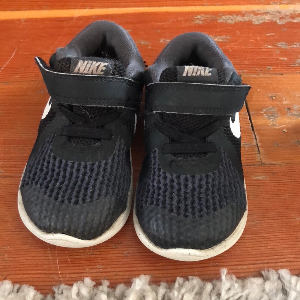 Boys Nike free - size 7C